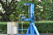 周末不休息，客戶(hù)來(lái)工廠現(xiàn)場(chǎng)試機(jī)